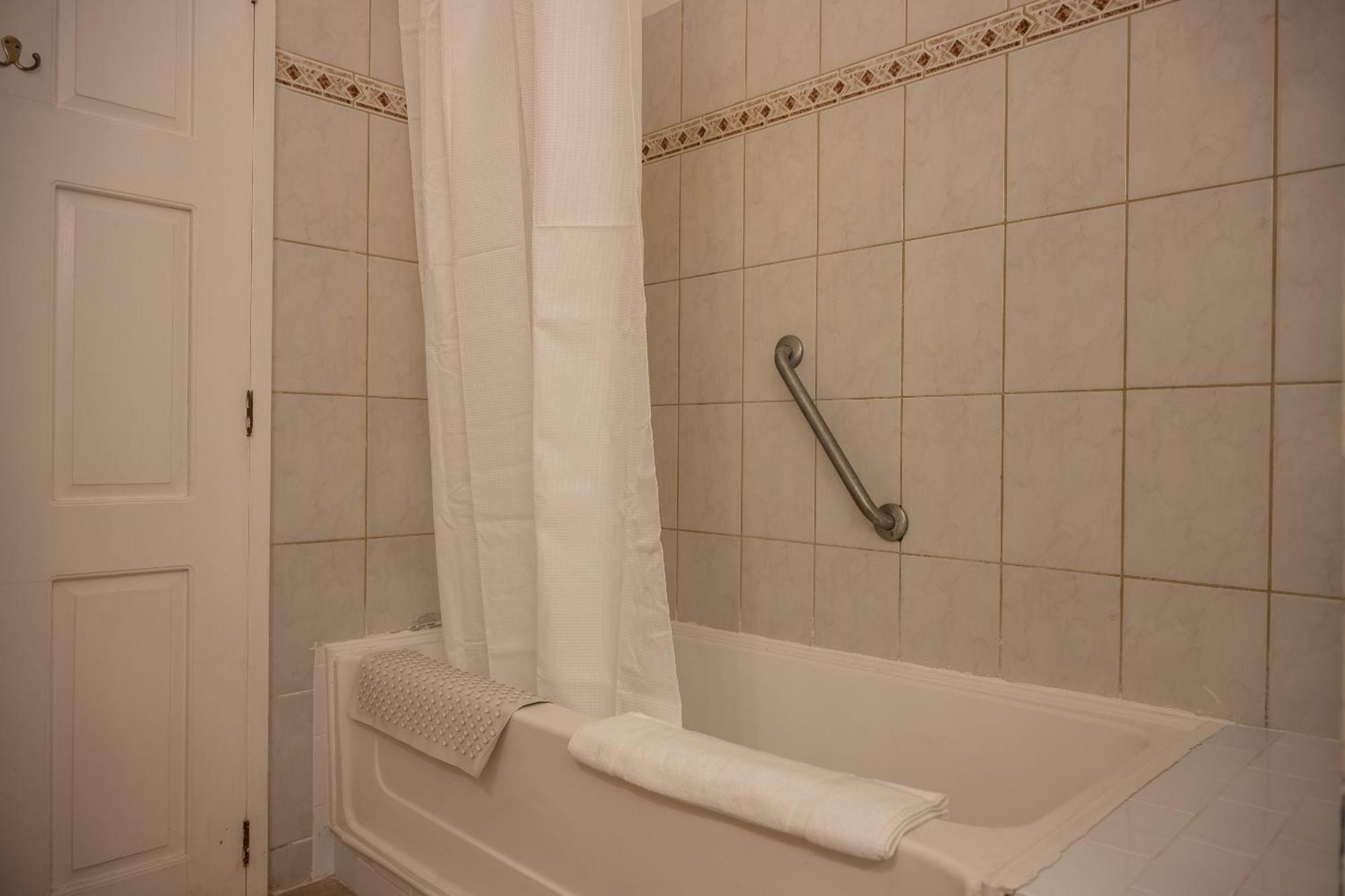 Grand Coastal Hotel Georgetown Ngoại thất bức ảnh